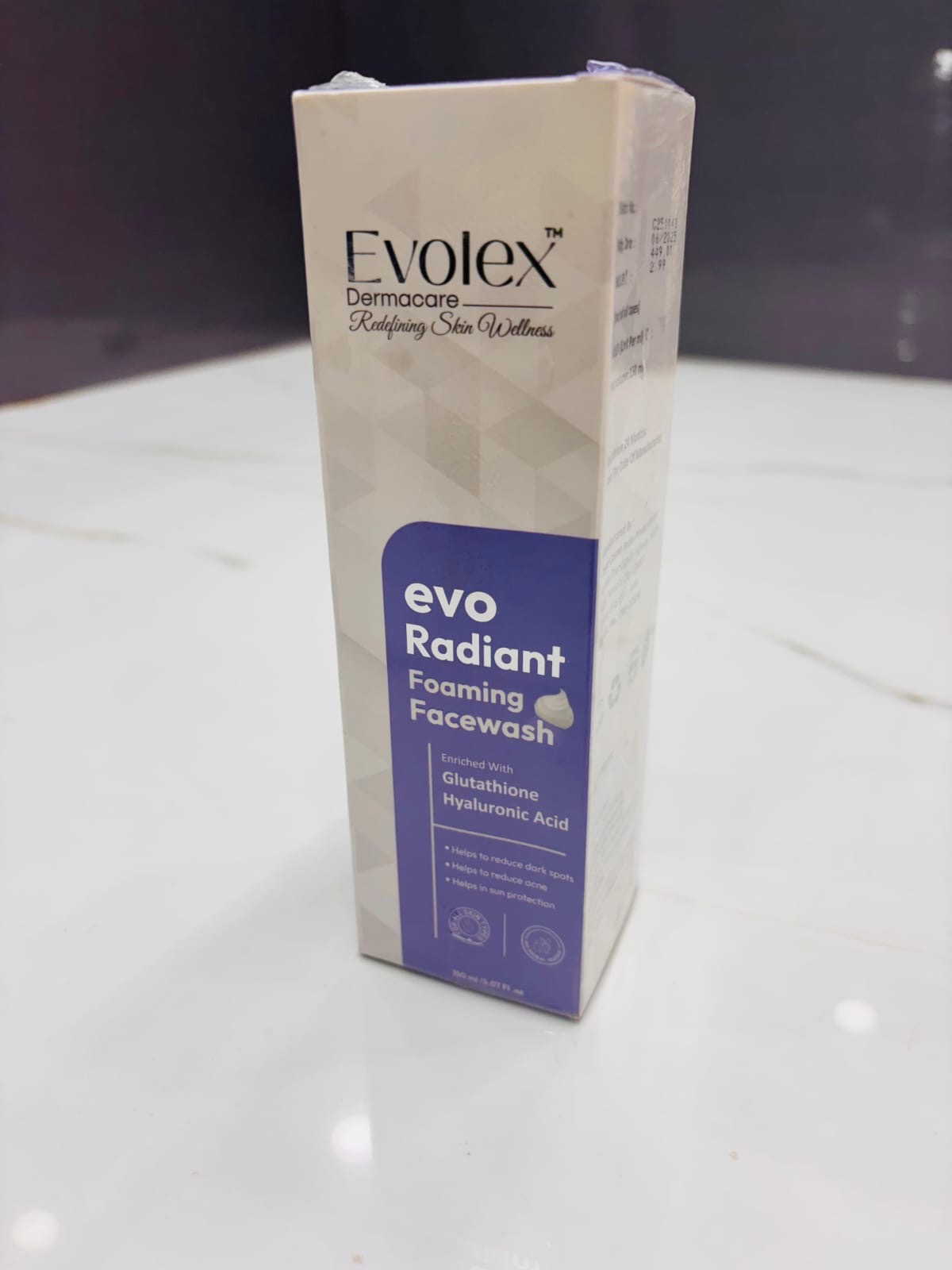 Evo Radiant Gluta Foaming Facewash